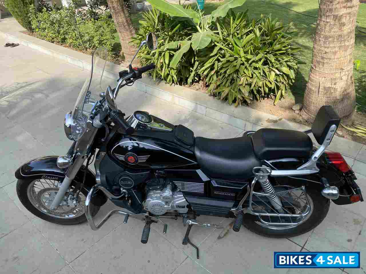 Black UM Renegade Commando Classic Black UM Renegade Commando Classic