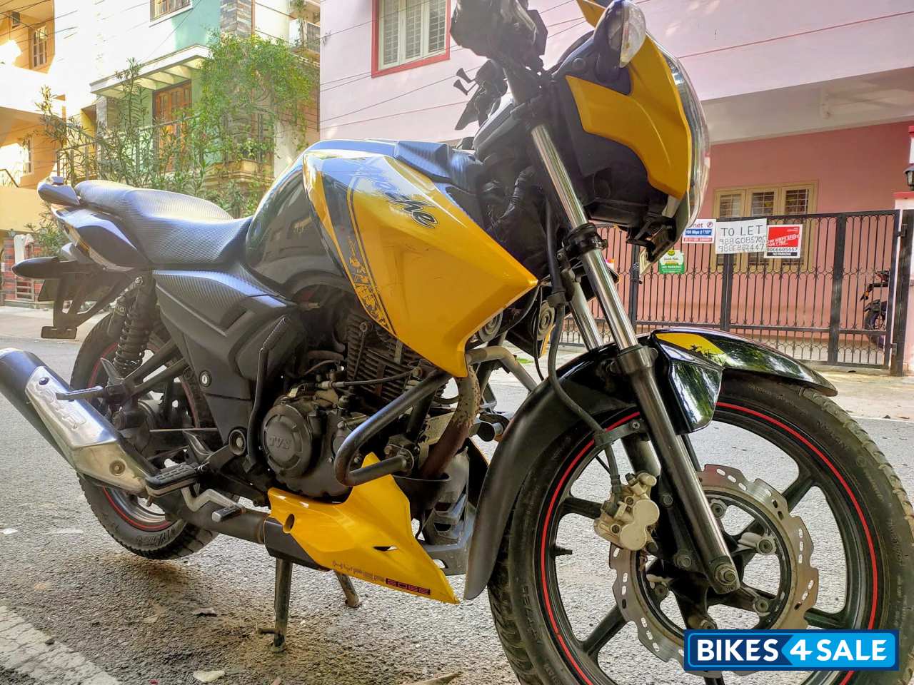Yellow With Black TVS Apache RTR 160 Yellow With Black TVS Apache RTR 160