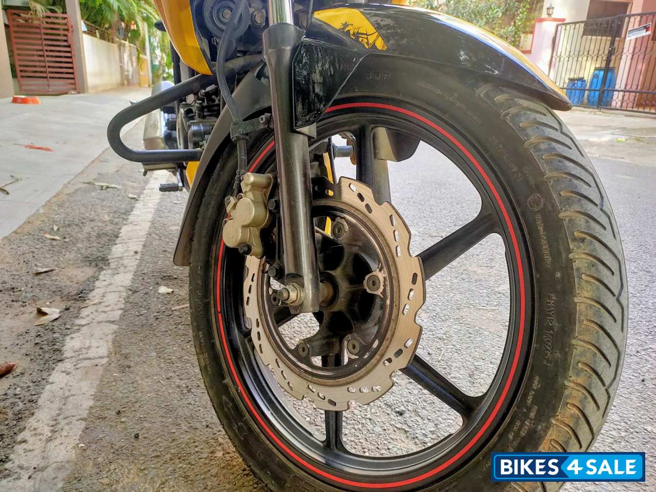 Yellow With Black TVS Apache RTR 160 Yellow With Black TVS Apache RTR 160