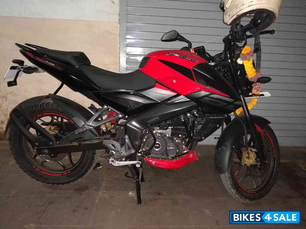 Bajaj Pulsar NS 160 BS6