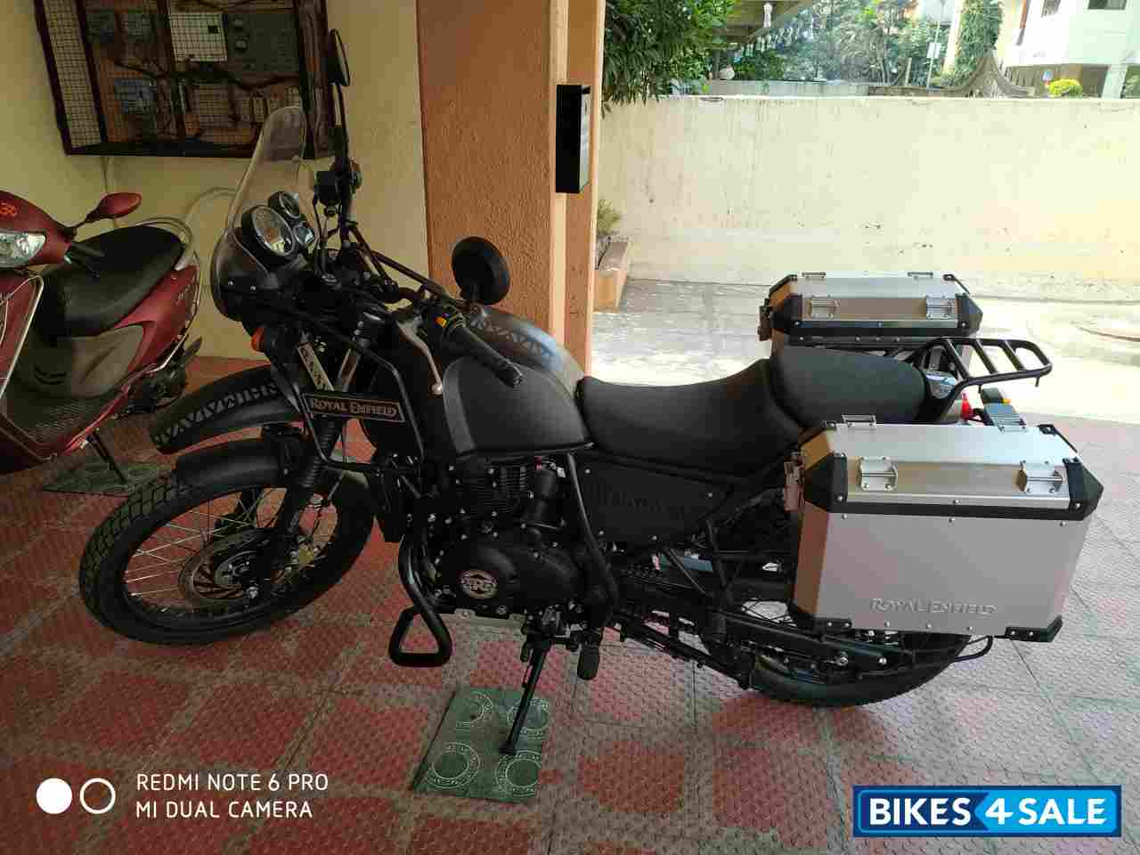 Royal Enfield Himalayan BS4 ABS