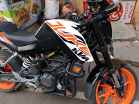 KTM Duke 125