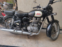 Black Royal Enfield Classic 350