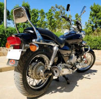 Bajaj Avenger 200 DTS-i