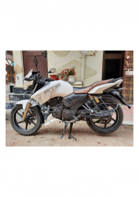 TVS Apache RTR 180 2016 Model