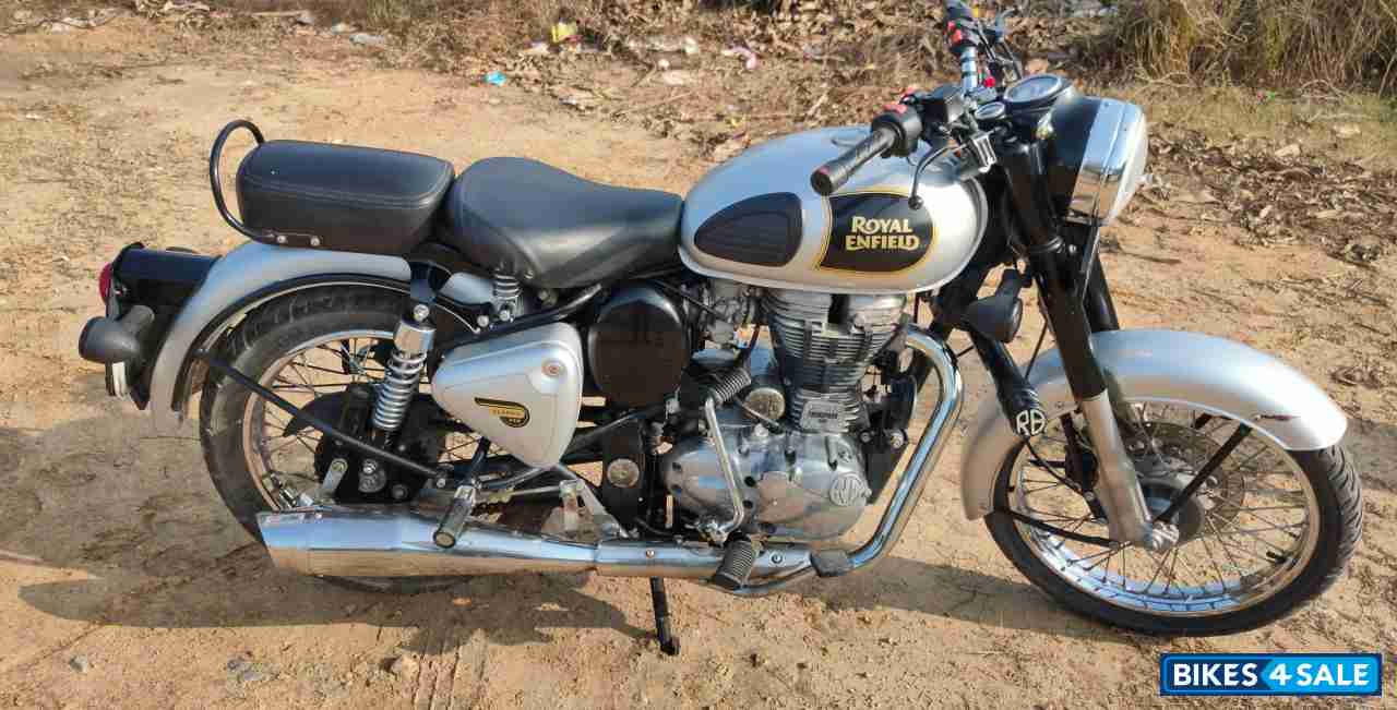 Used 2017 model Royal Enfield Classic 350 for sale in New ...