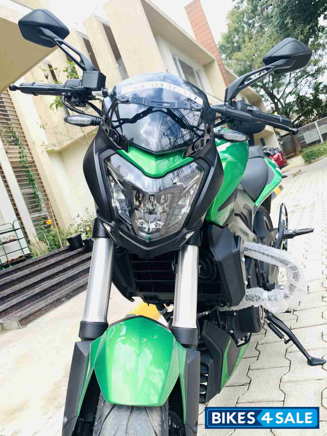 Bajaj Dominar 400 ABS BS6