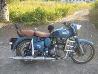 Royal Enfield Classic Squadron Blue