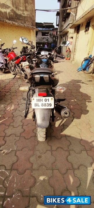 Black Bajaj Pulsar 180 DTSi Black Bajaj Pulsar 180 DTSi