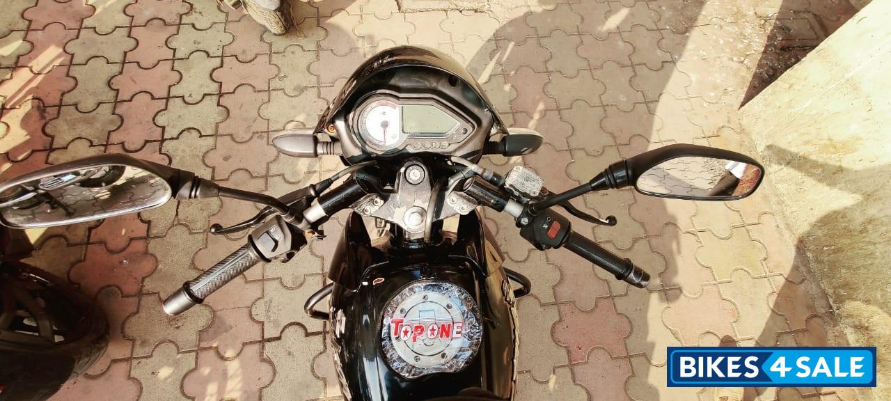 Black Bajaj Pulsar 180 DTSi Black Bajaj Pulsar 180 DTSi