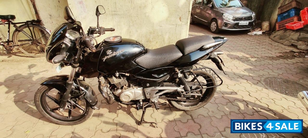 Black Bajaj Pulsar 180 DTSi Black Bajaj Pulsar 180 DTSi