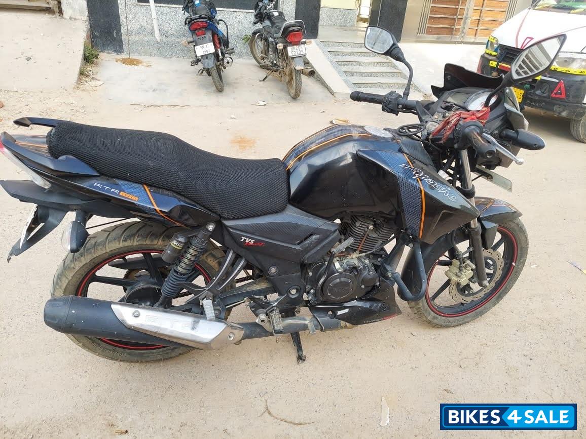 Used 16 Model Tvs Apache Rtr 160 For Sale In Gurgaon Id Black Colour Bikes4sale