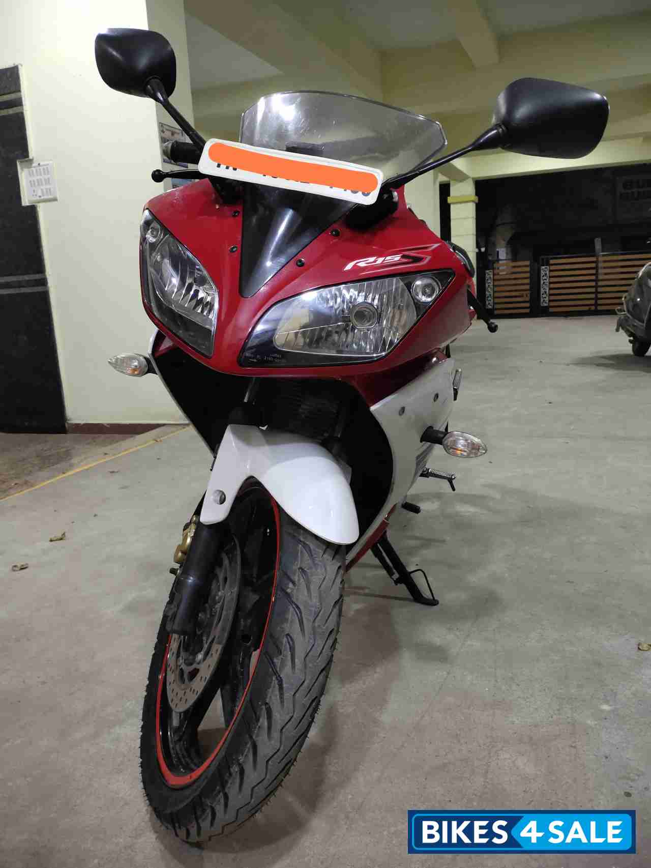 yamaha r15 bike red