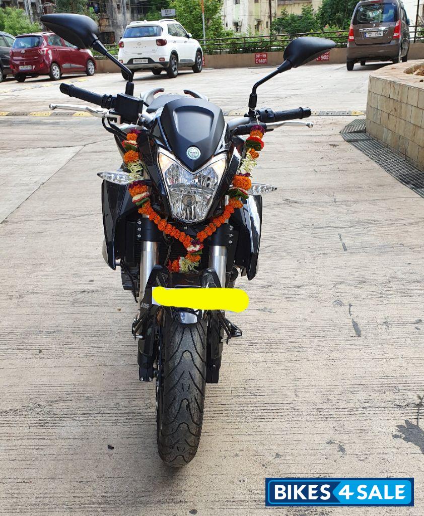 Black Benelli TNT 600 i