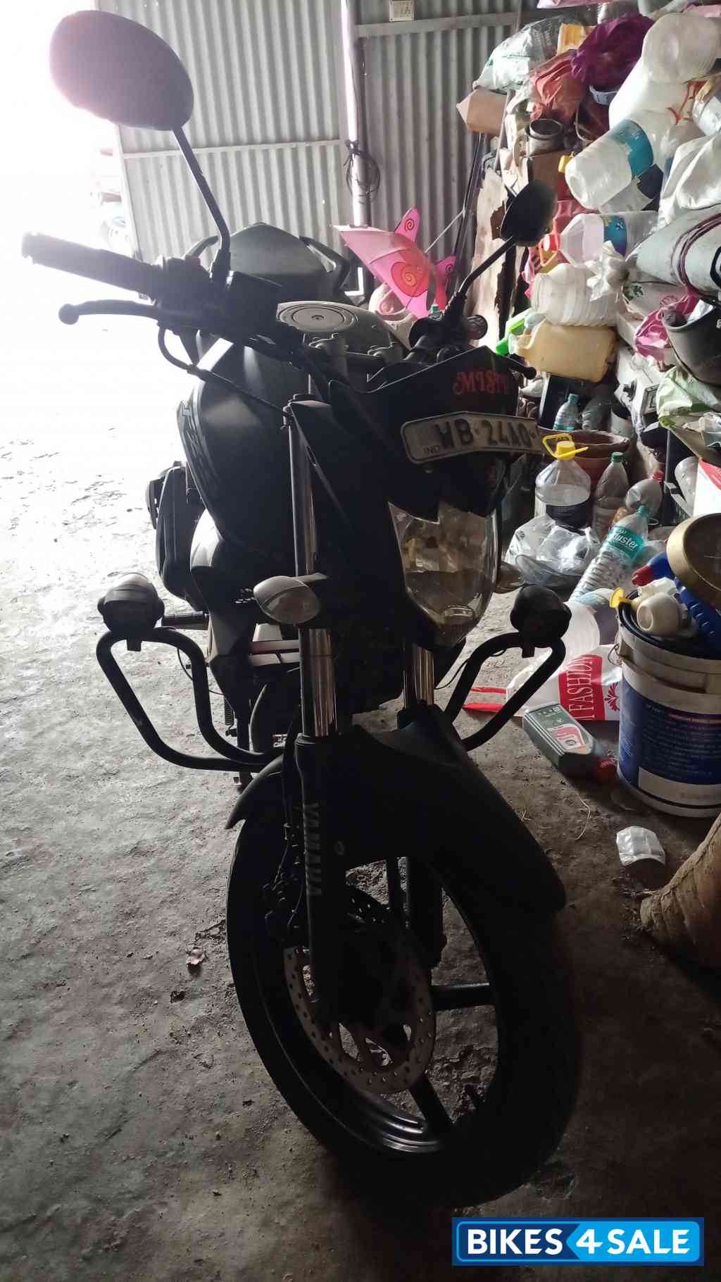 Mat Black Yamaha FZ-S Mat Black Yamaha FZ-S