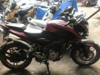 Red Bajaj Pulsar 200 NS