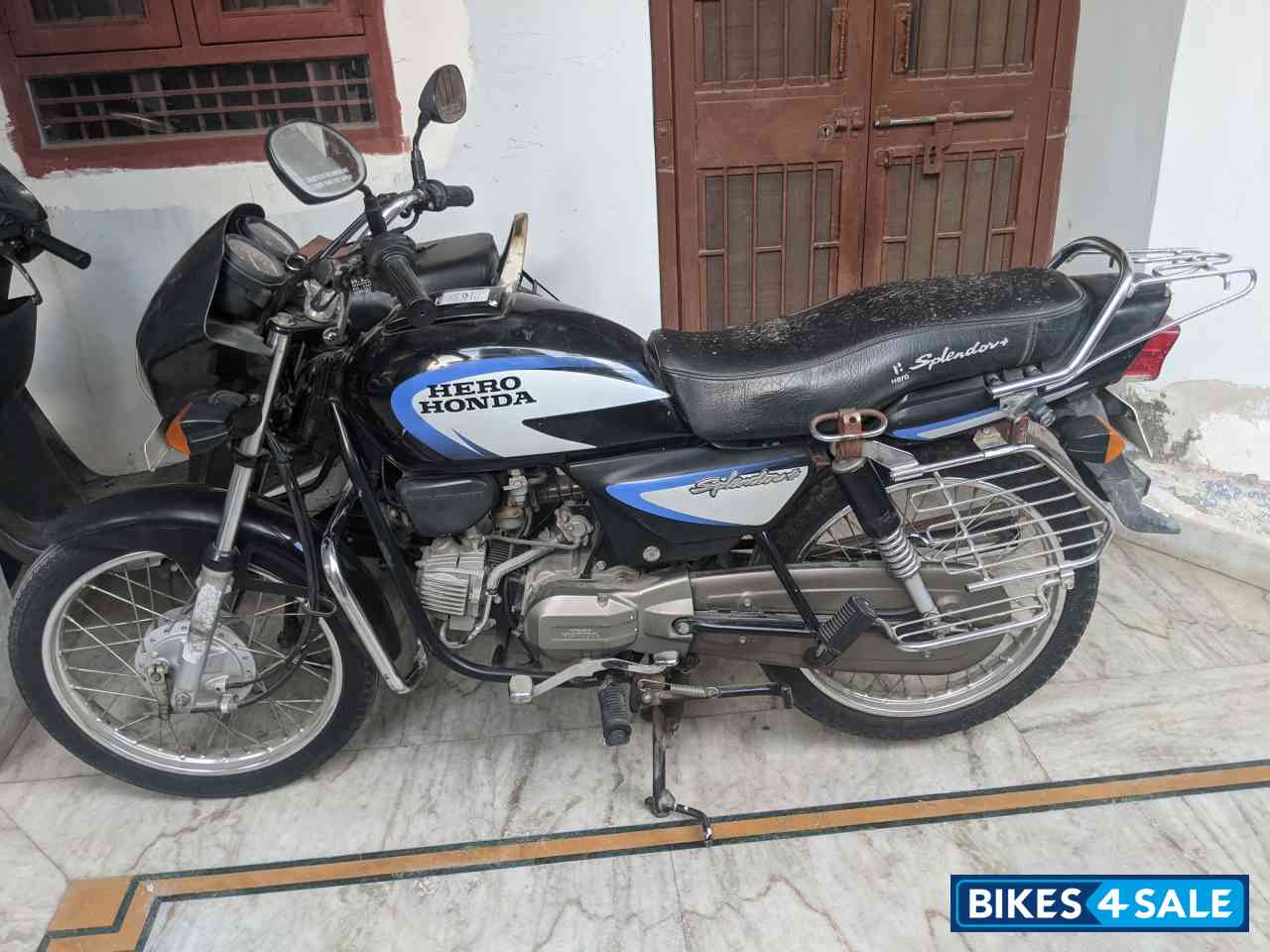 Black Hero Splendor Plus Black Hero Splendor Plus