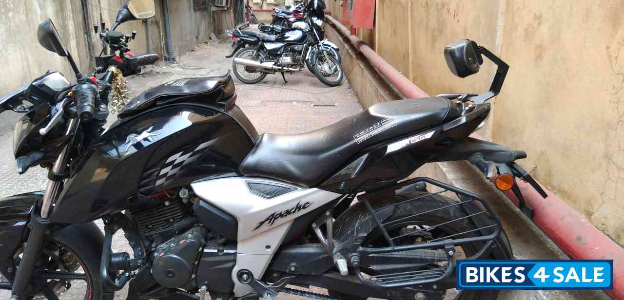 Used 19 Model Tvs Apache Rtr 160 4v For Sale In Hyderabad Id Black Colour Bikes4sale