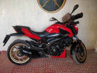 Red Bajaj Dominar 400