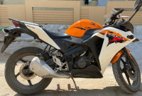 Orange Honda CBR 150R