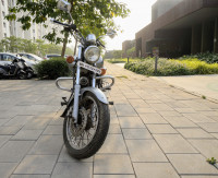 Silver Bajaj Avenger 200 DTS-i