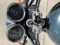 Asphalt Royal Enfield Thunderbird 350