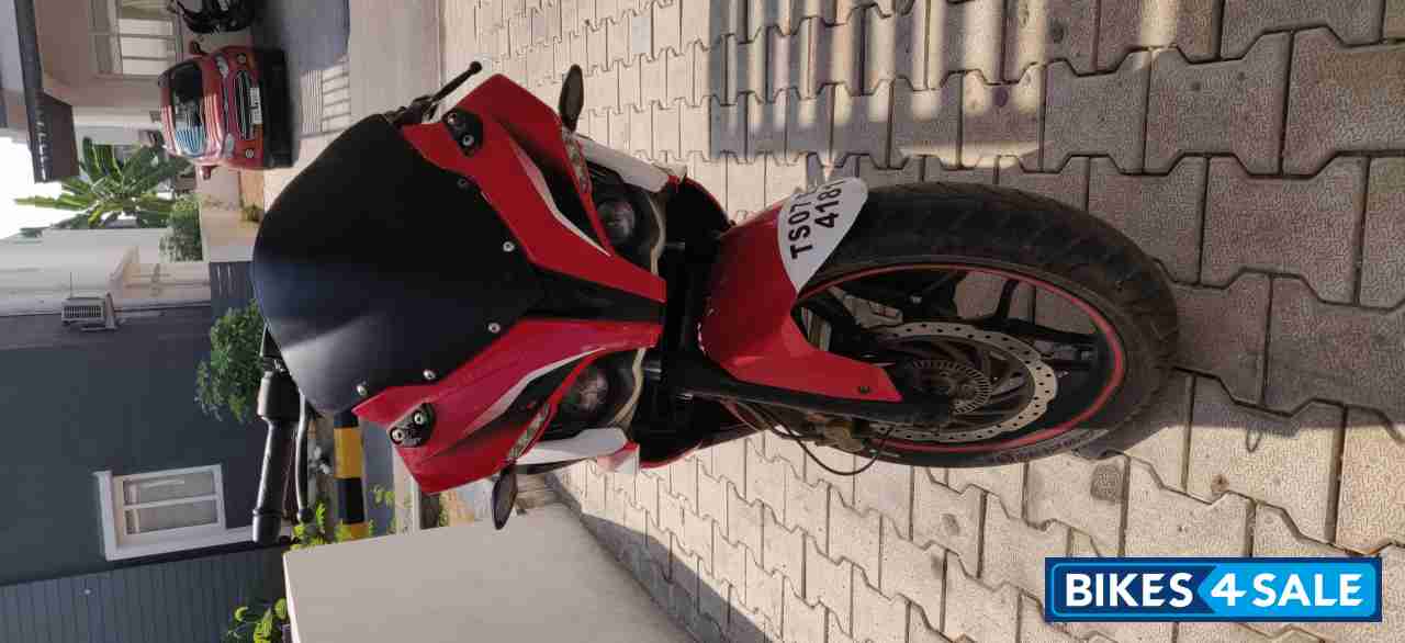 Red Bajaj Pulsar RS 200 ABS Red Bajaj Pulsar RS 200 ABS