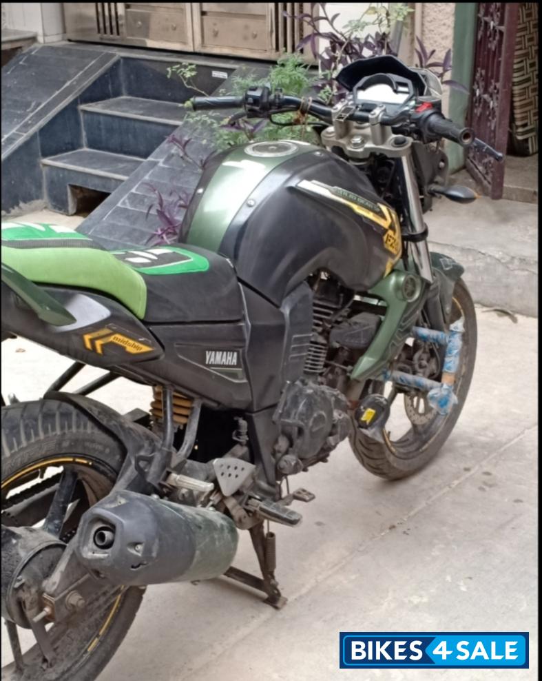 Yamaha FZ1