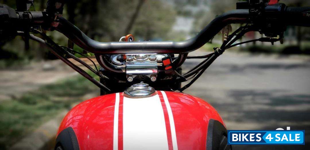 Royal Enfield Classic 350 Redditch Red Royal Enfield Classic 350 Redditch Red