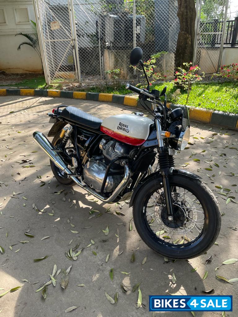 Royal Enfield Interceptor 650 Twin