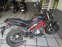 Black Benelli TNT 300