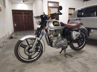 Royal Enfield Bullet Standard 350 2016 Model