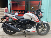 White TVS Apache RTR 200 4V ABS Race Edition 2.0