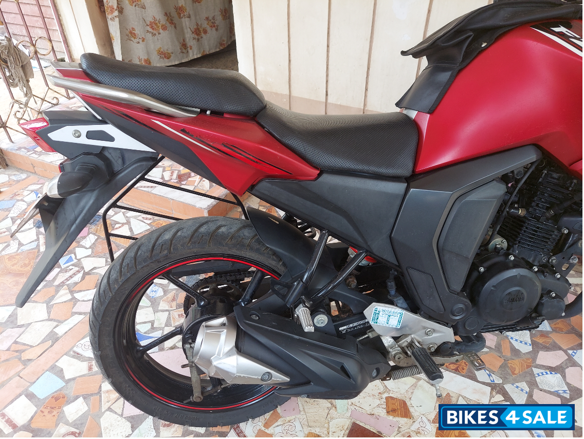 Yamaha FZ-S FI V2 Yamaha FZ-S FI V2