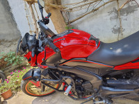 Red Bajaj Dominar 400 Disc