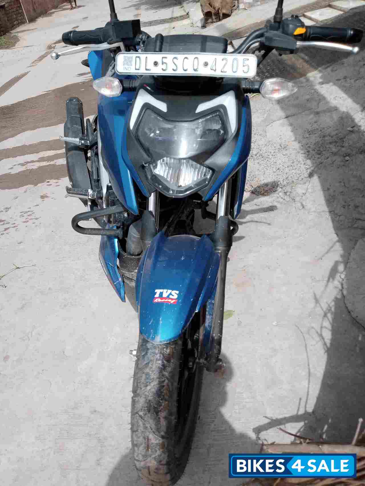 Used 21 Model Tvs Apache Rtr 160 4v For Sale In Palwal Id Bikes4sale