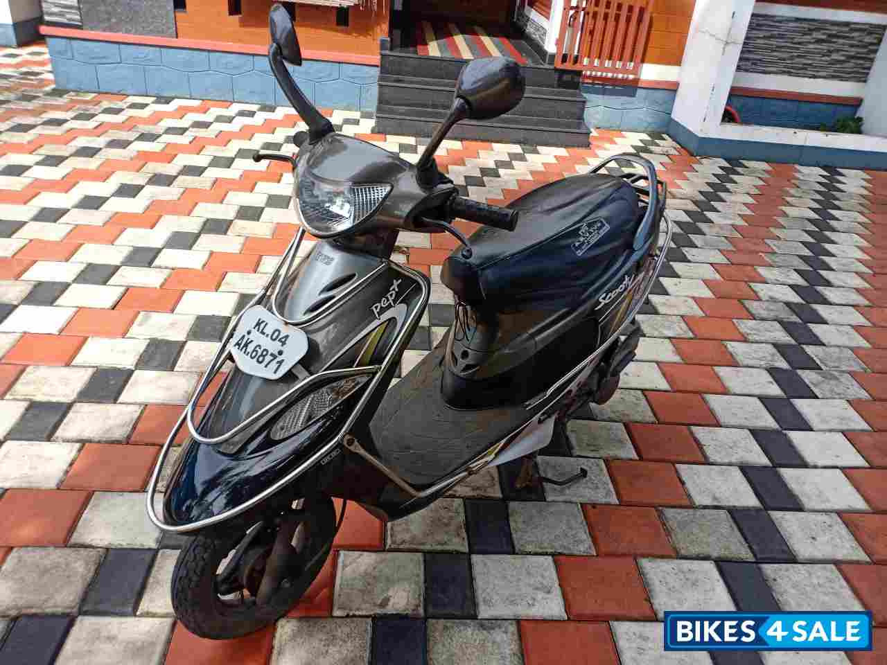 Grey TVS Scooty Pep Plus Grey TVS Scooty Pep Plus