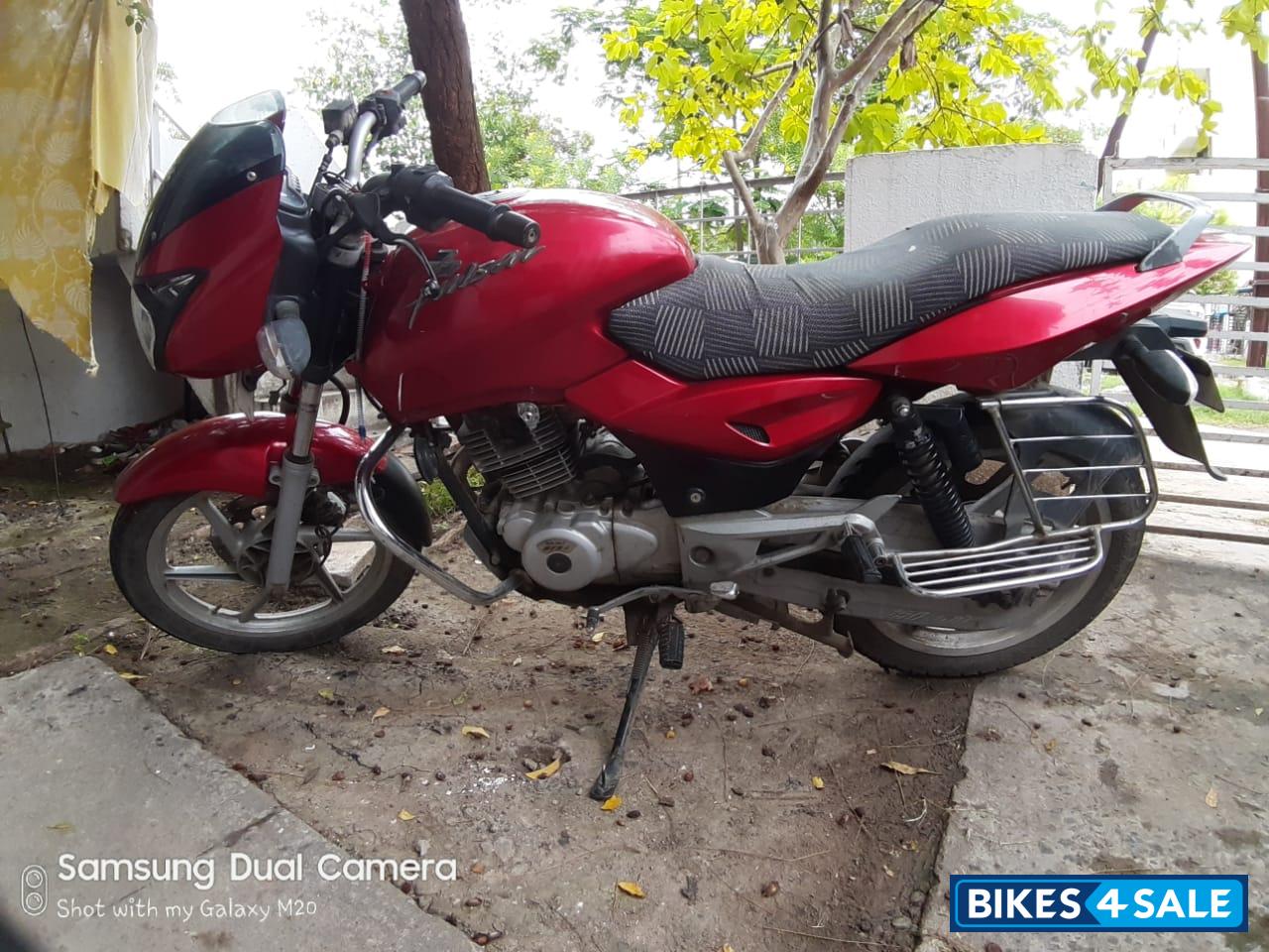Red Bajaj Pulsar 150 DTSi