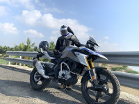 Pearl White BMW G 310 GS