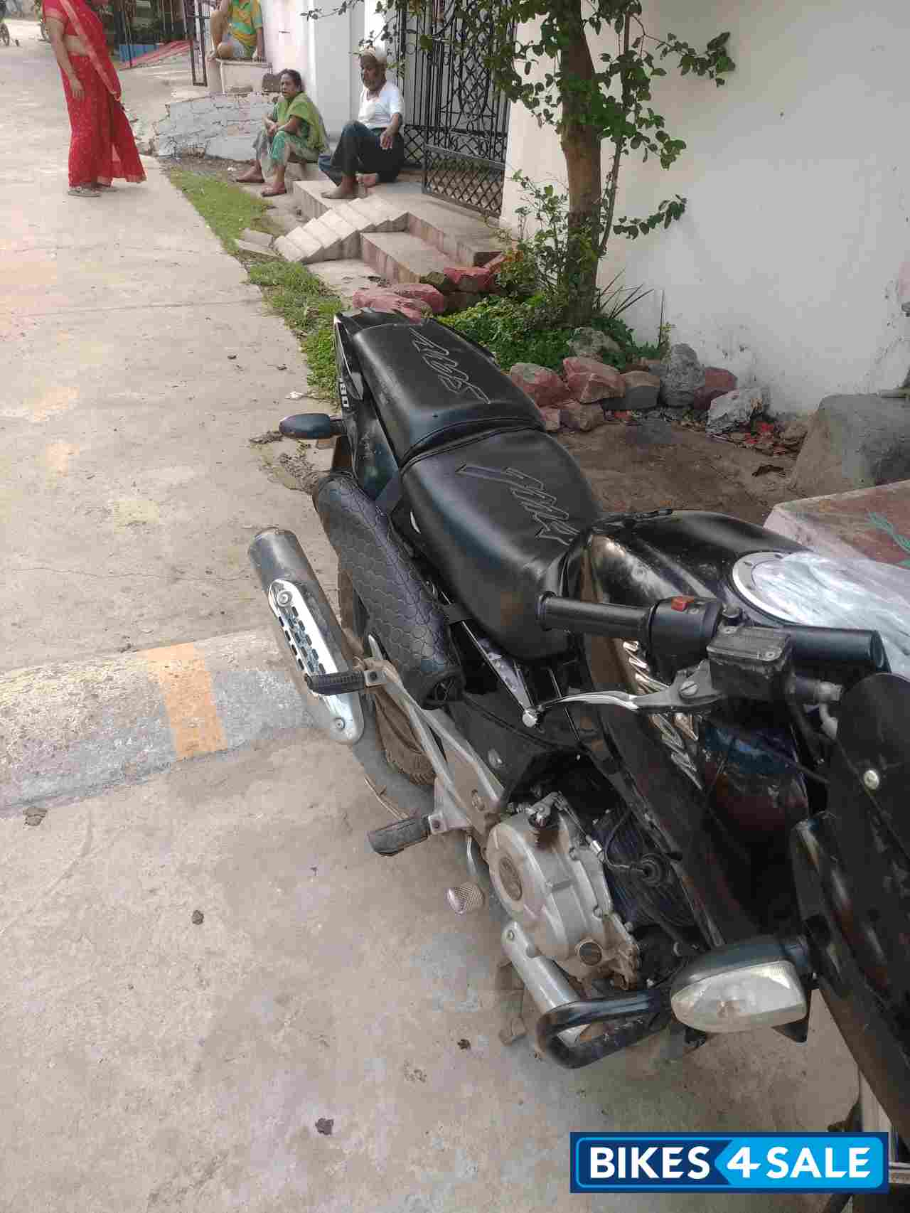 Bajaj Pulsar 180 DTSi Bajaj Pulsar 180 DTSi