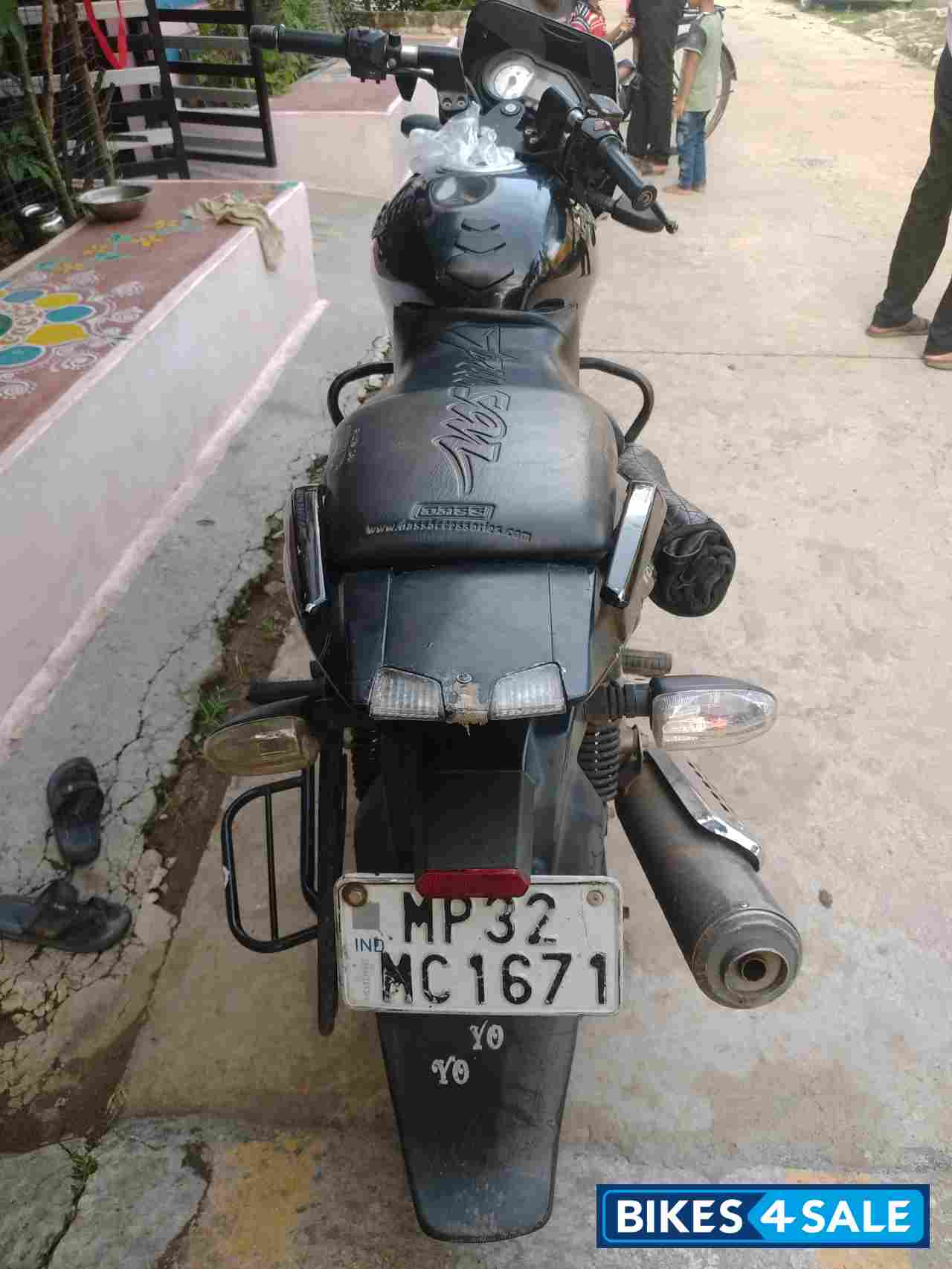 Bajaj Pulsar 180 DTSi Bajaj Pulsar 180 DTSi