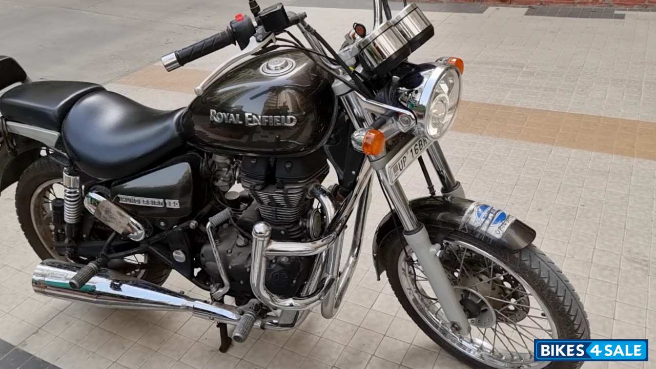 Lighting Royal Enfield Thunderbird 350 Lighting Royal Enfield Thunderbird 350