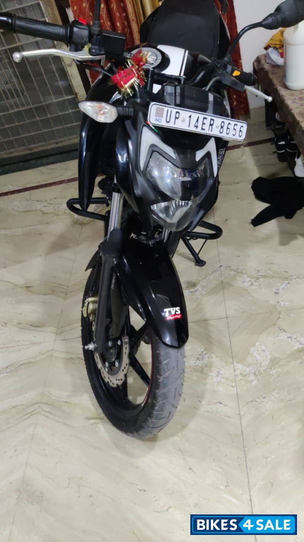 Used 21 Model Tvs Apache Rtr 160 4v Bs6 For Sale In Ghaziabad Id Bikes4sale