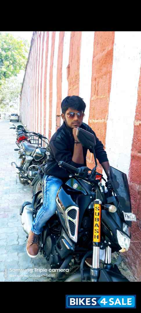 Met Black Yamaha FZ-S FI V3 Met Black Yamaha FZ-S FI V3