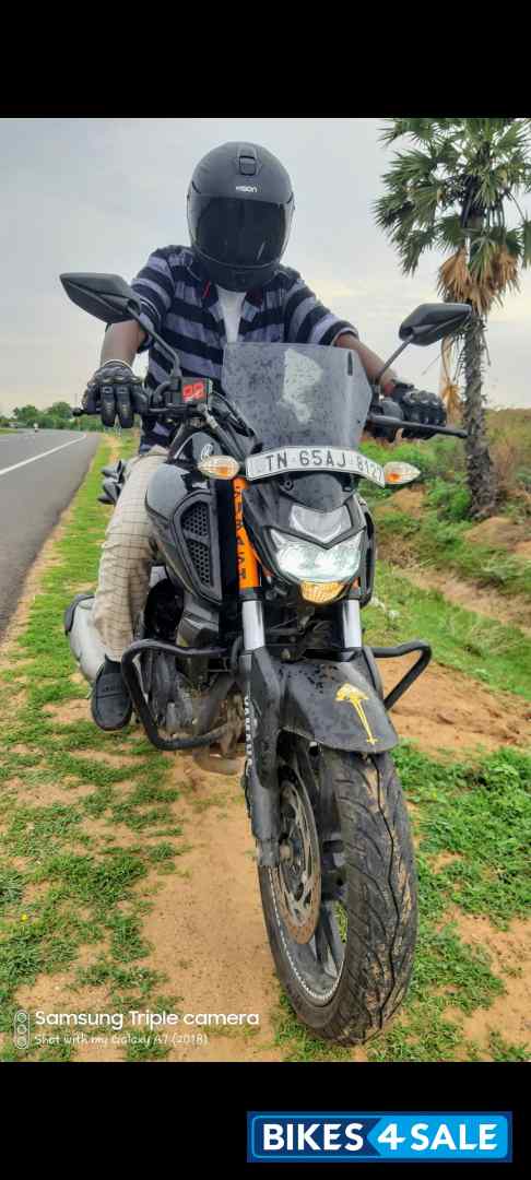 Met Black Yamaha FZ-S FI V3 Met Black Yamaha FZ-S FI V3