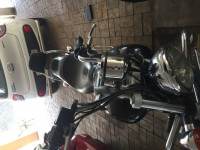 Midnight Black Bajaj Avenger 220 DTS-i