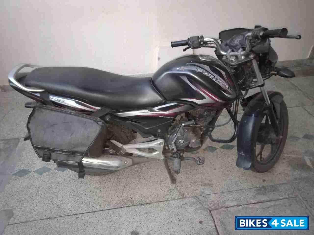 Bajaj Discover 125M Bajaj Discover 125M