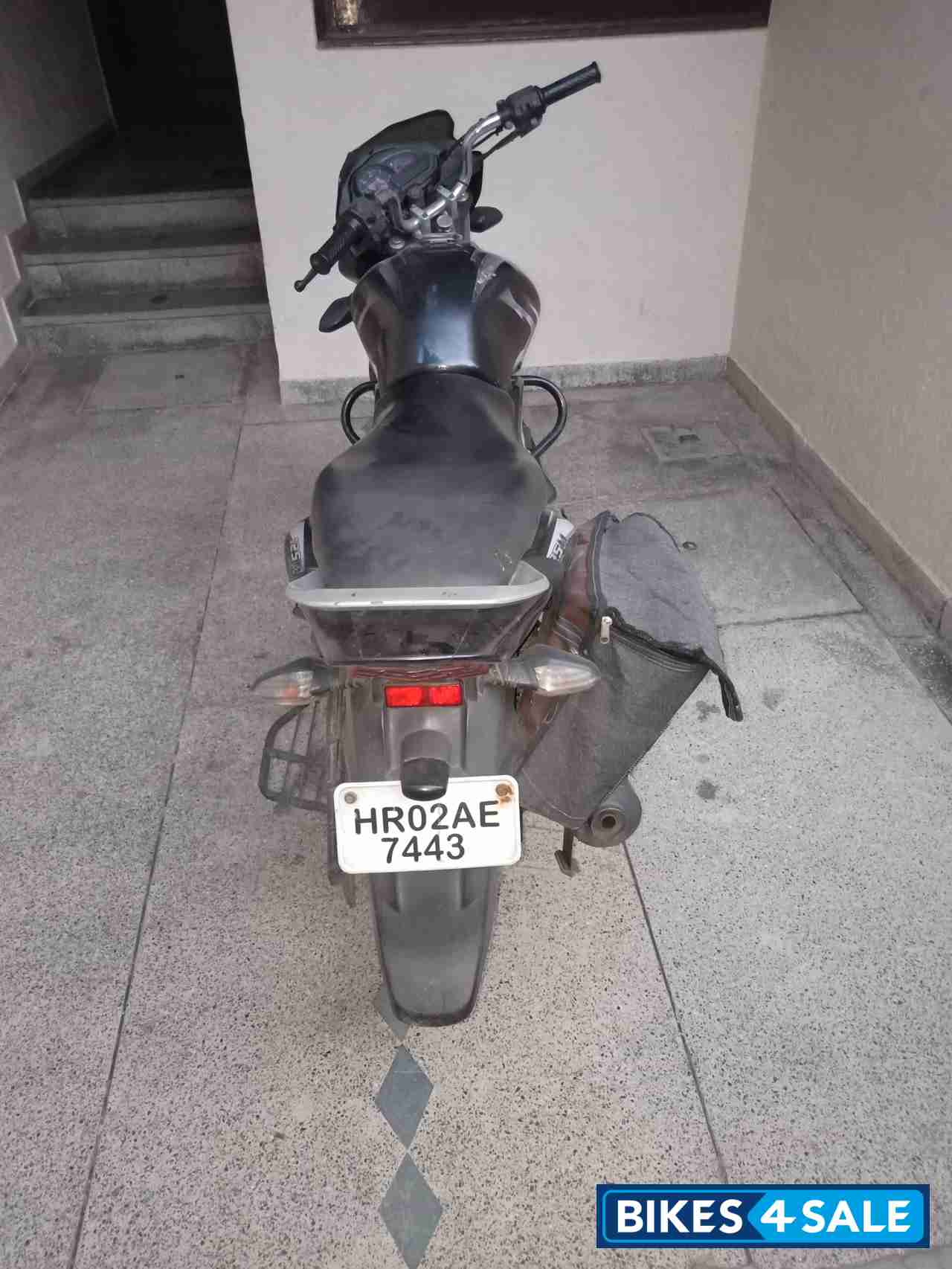 Bajaj Discover 125M Bajaj Discover 125M