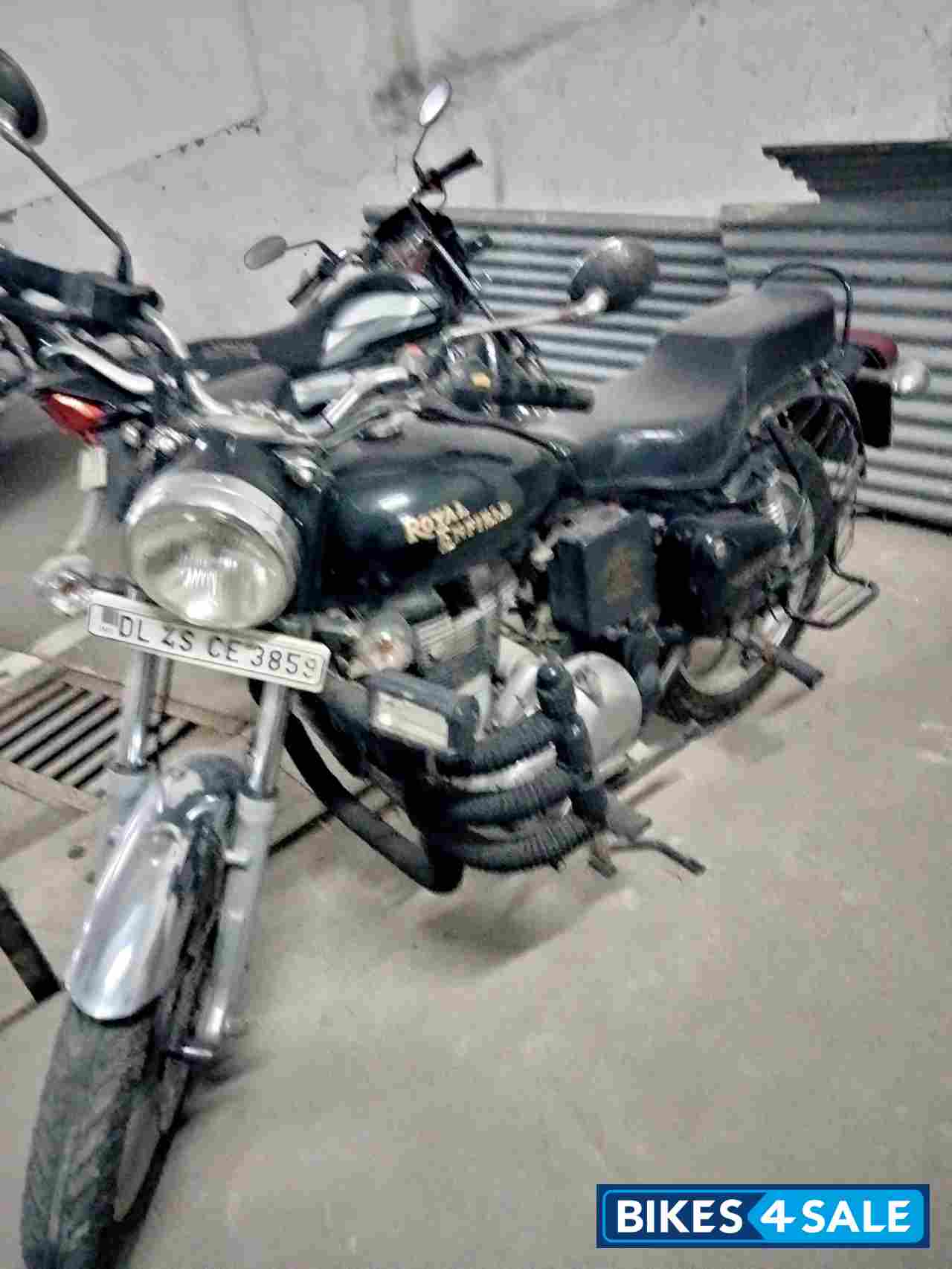 Black Royal Enfield Bullet Electra
