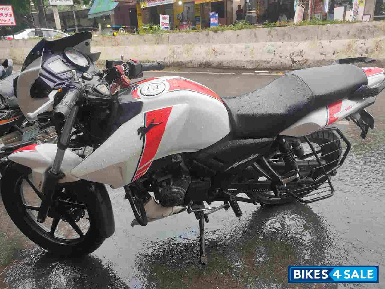 Used 19 Model Tvs Apache Rtr 160 For Sale In Hapur Id Bikes4sale